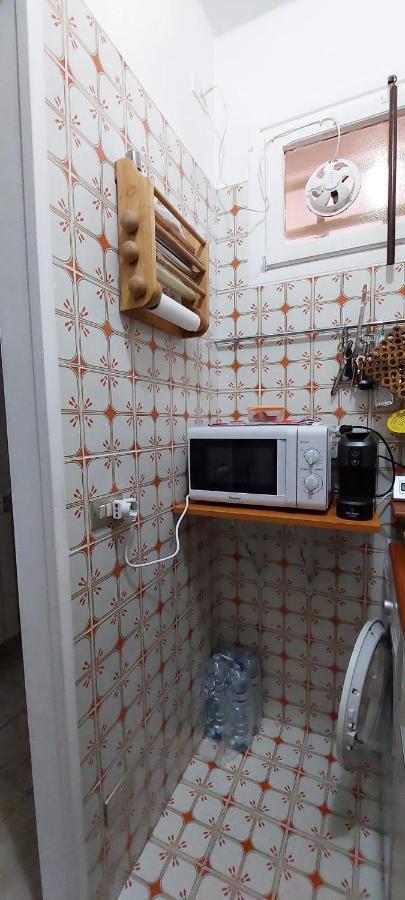 Ferienwohnung Ampio Monolocale Con Terrazzo - A 2 Passi Dal Mare Latte Exterior foto